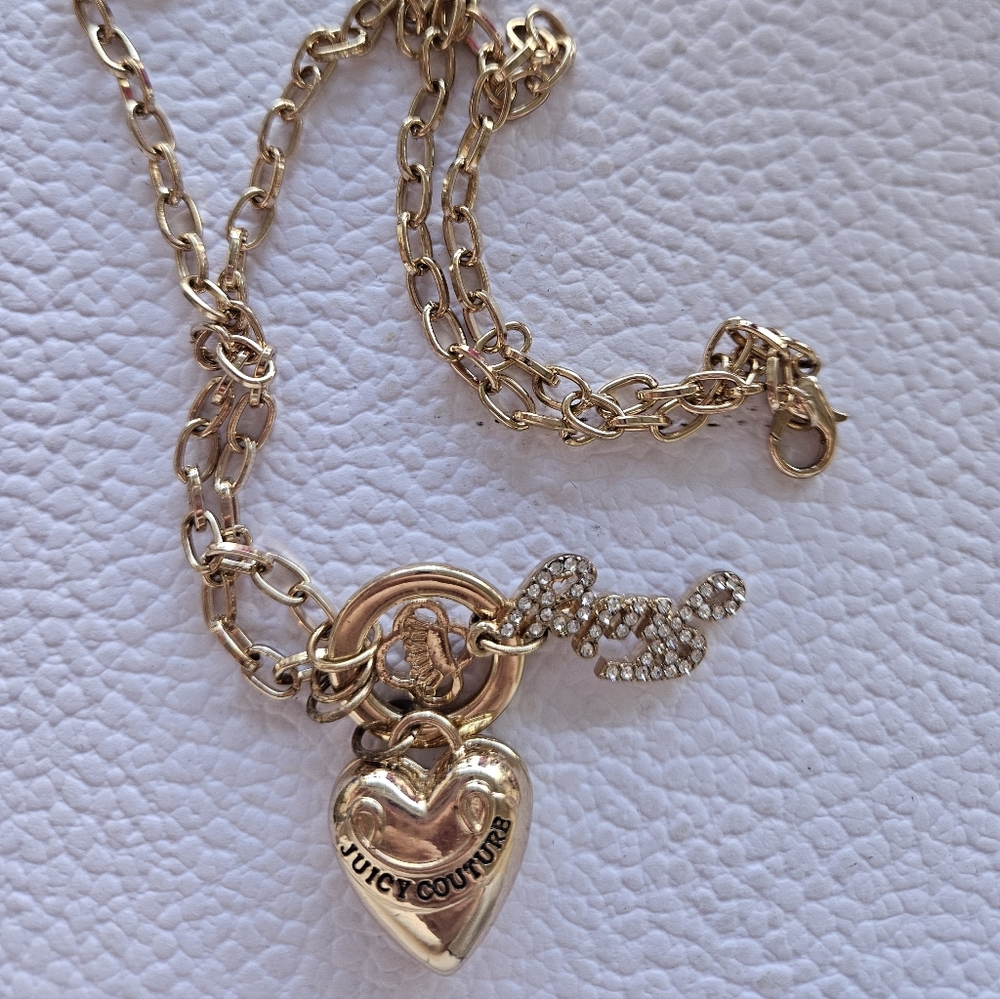 JUICY COUTURE Necklace